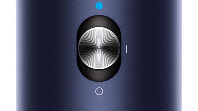 Кнопка холодного распыления на мультистайлере Dyson Airwrap и мультистайлере для сушки. Кнопка холодного распыления на мультистайлере Dyson Airwrap и мультистайлере для сушки.