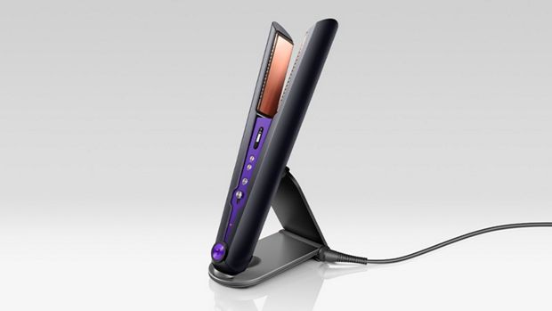 Straightener placed in the charging dock