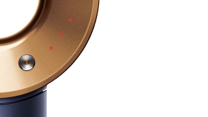 Close-ups of Supersonic's control buttons.