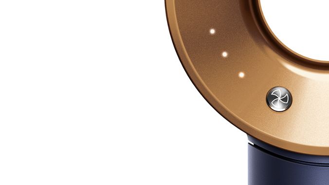 Close-ups of Supersonic's control buttons.