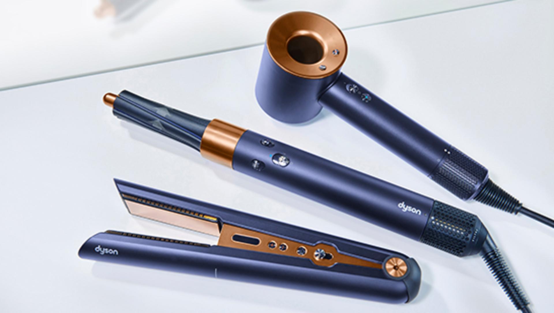 Grafika przedstawiająca urządzenai do stylizacji włosów Dyson w kolorze Błękit Pruski