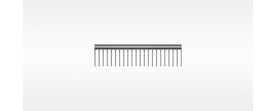 Dyson-designed Detangling comb in Iron/Fuchsia