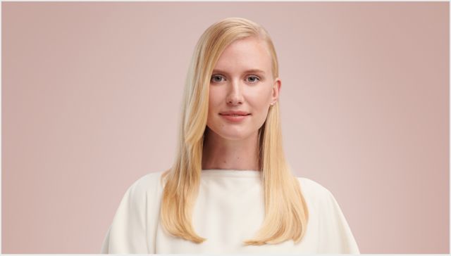 Coanda smoothing dryer