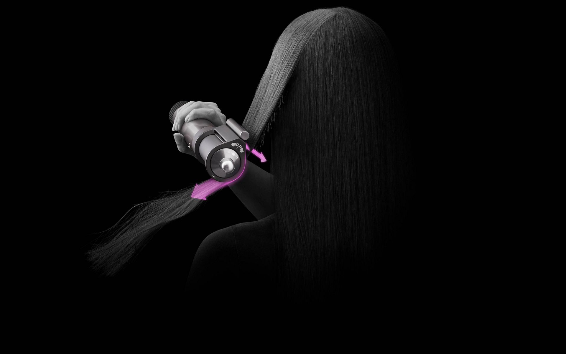Model using Coanda smoothing dryer attachment in smoothing mode