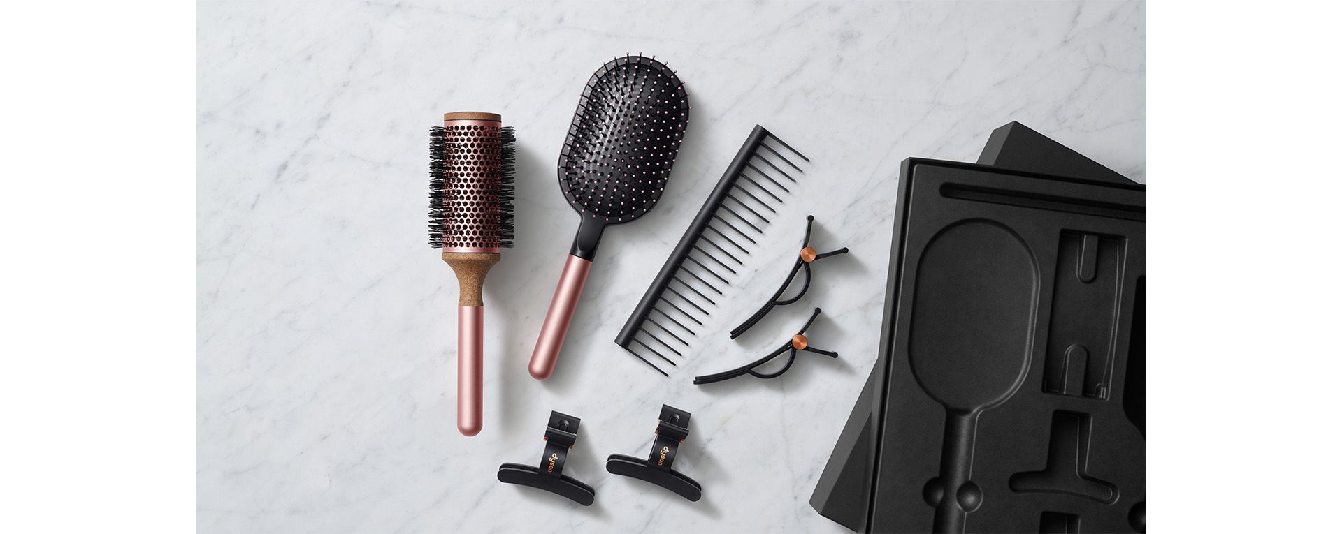 Complimentary & Exclusive gifts