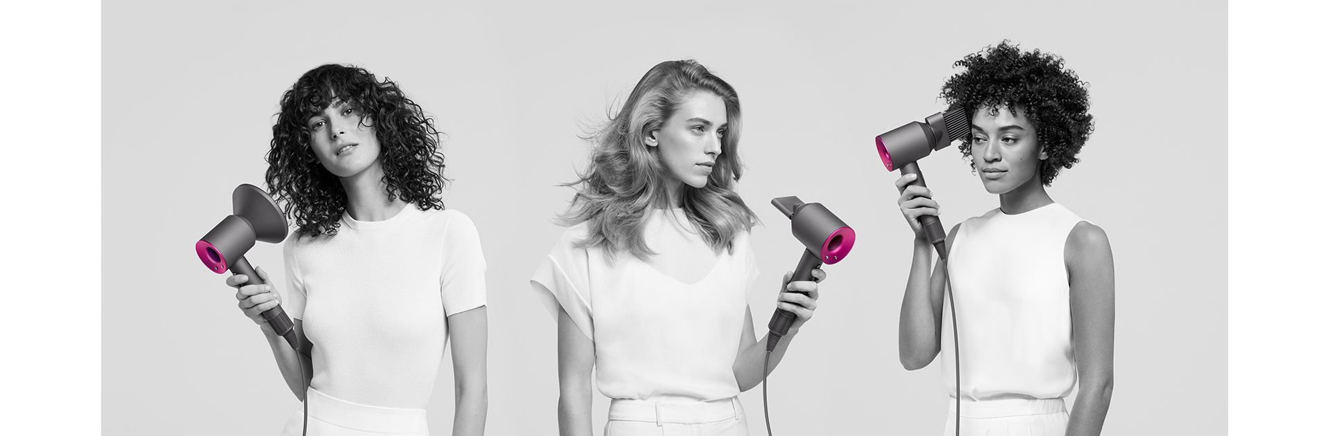 3 modelle che utilizzano l'asciugacapelli Dyson Supersonicᵀᴹ con diversi accessori