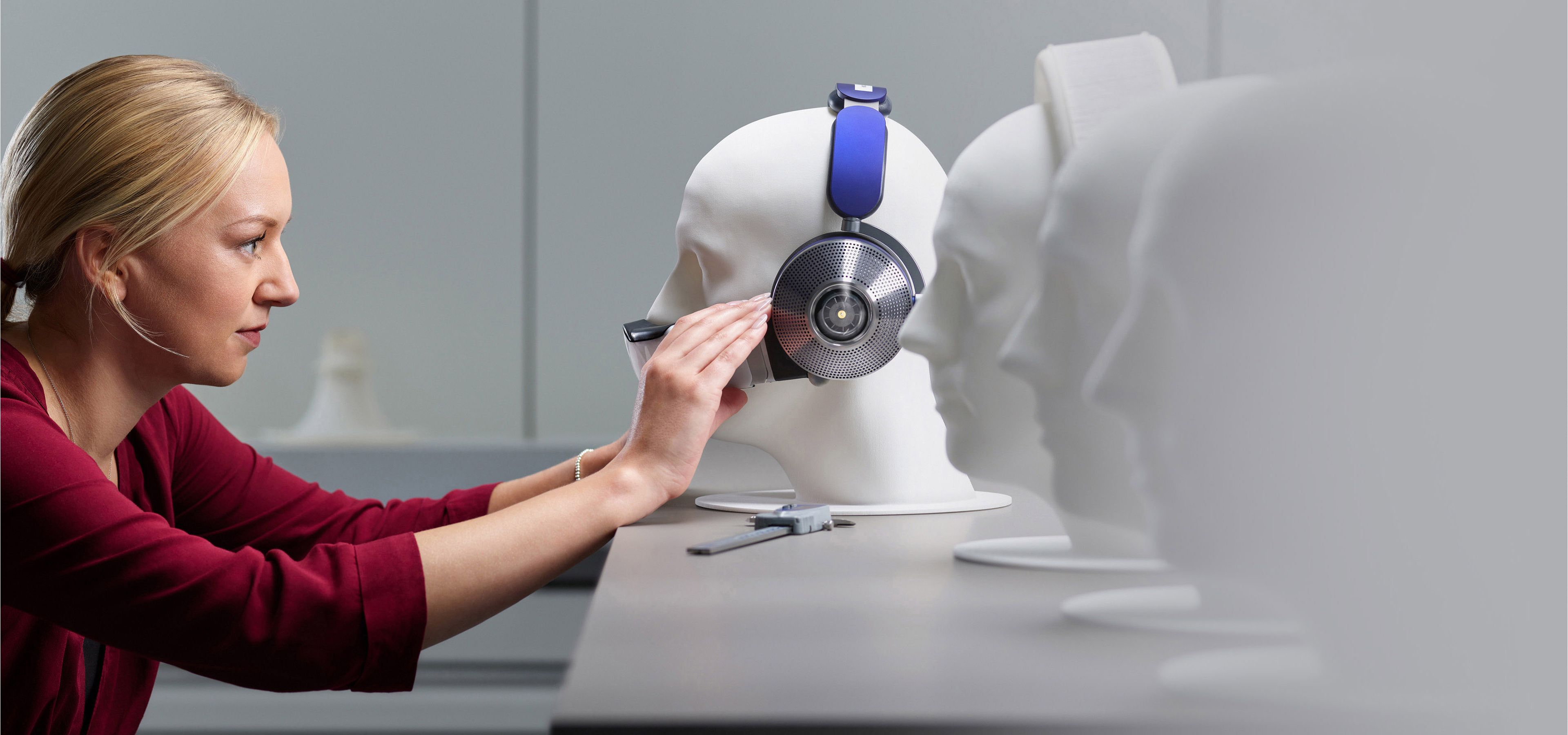 571_overview_full_width_ergonomics_engin