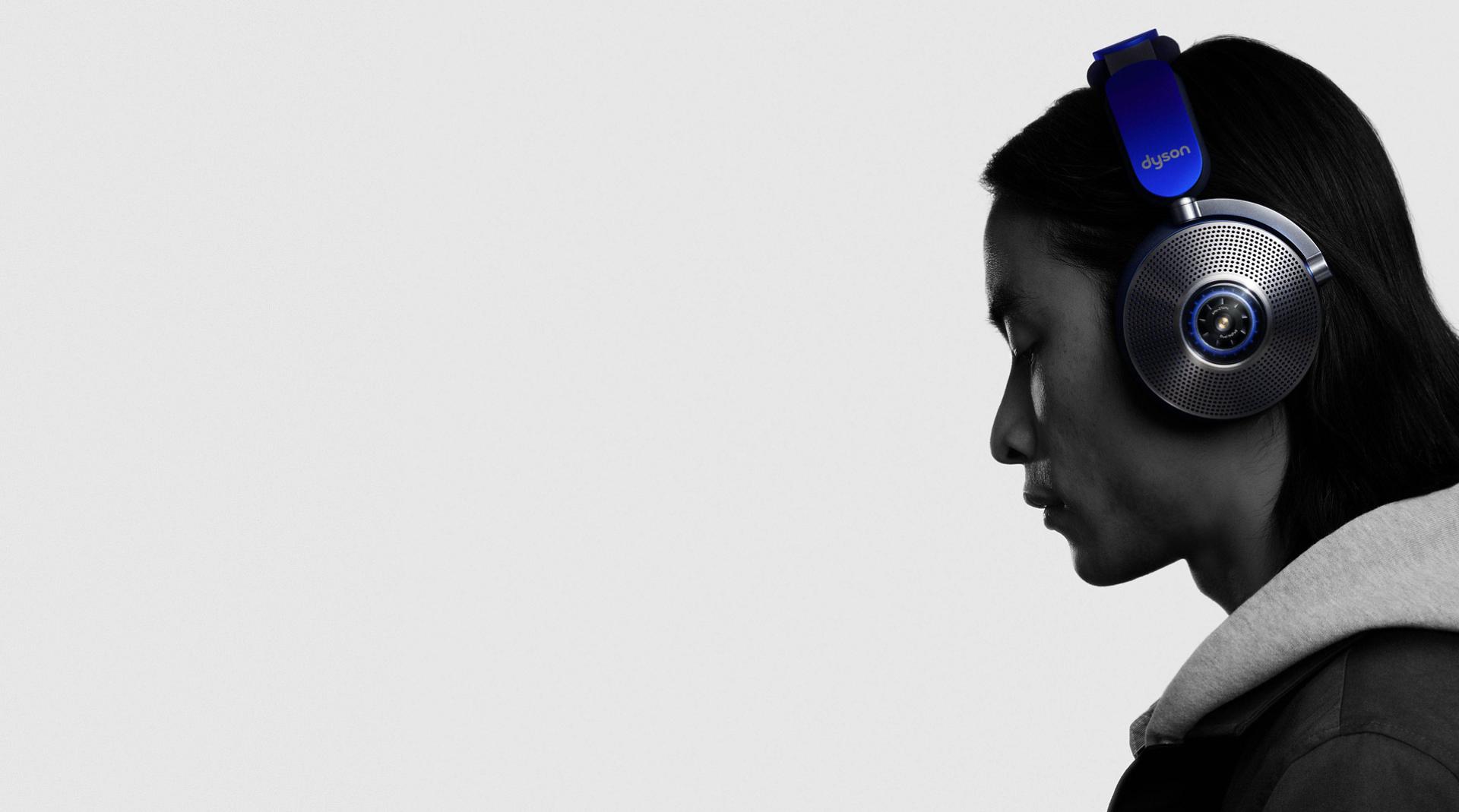 Woman wearing air-purifying headphones