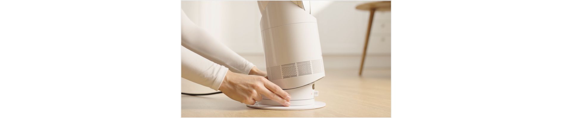 The Dyson Hot+Cool HF1 Remote Link Pre-heat heater and cooling fan tilts on its base.