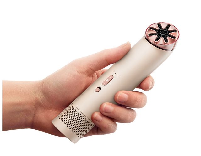 ダイソン初のポータブルハンディファン「Dyson HushJet™ Mini Cool 