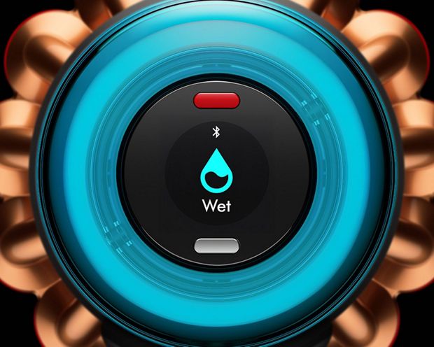 LCD 스크린에 물방울 아이콘이 보이고 하단에 '물 청소(wet)'라는 텍스트가 표시됩니다.