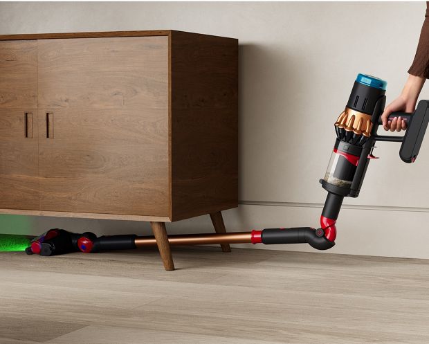 The Low-reach adaptor is used to clean under a low cabinet.