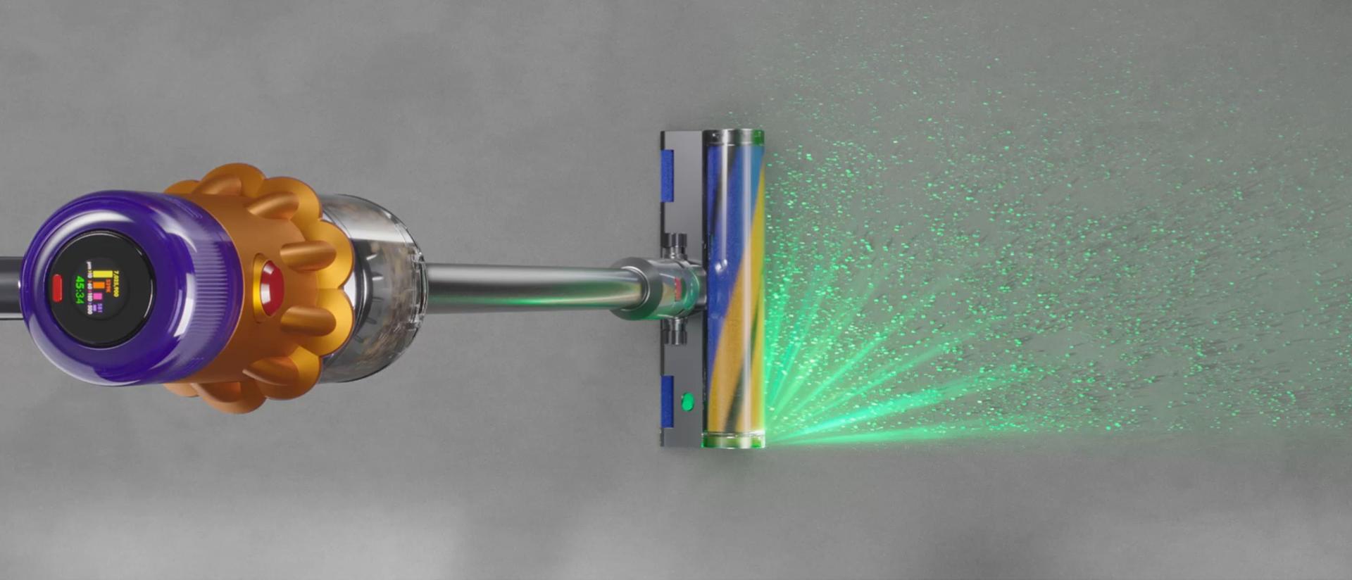 מברשת הניקוי 'Fluffy Optic' של Dyson משמשת לניקוי ברחבי הבית.