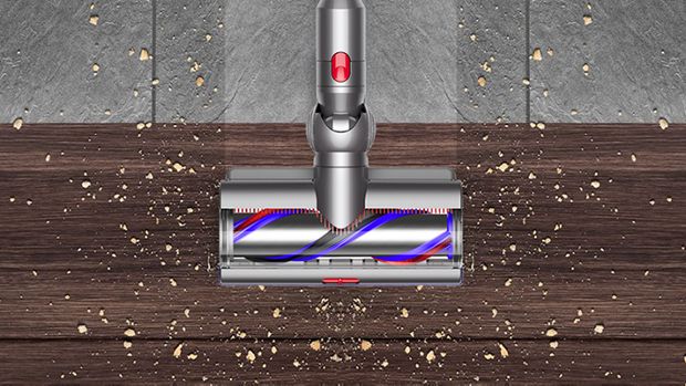 Podlahová hubica Dyson Digital Motorbar čistí rôzne typy podláh.