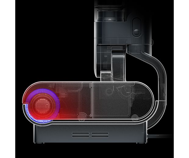 Boční pohled na podlahovou hubici s červenou grafikou znázorňující horký vzduch na rotačním kartáči.