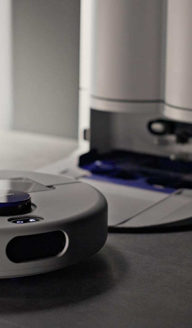 Dyson R2 Nurovi Wash+Dry robot vacuum and dock being assembled and set up.