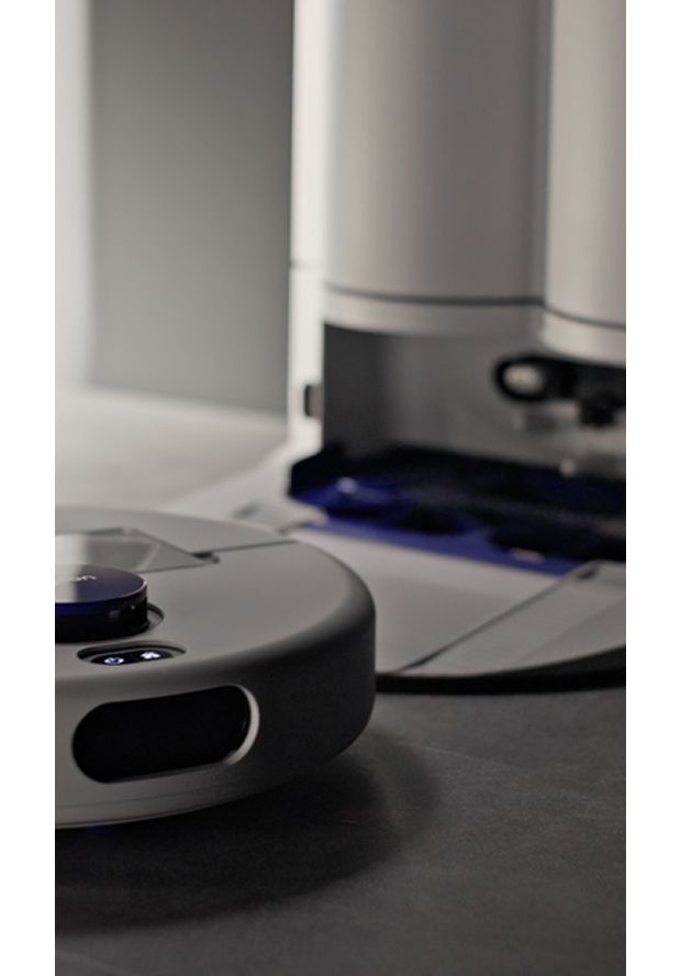 Dyson R2 Nurovi Wash+Dry robot vacuum and dock being assembled and set up.