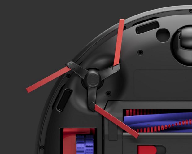 The rotating side brushes on the Dyson Spot+Scrub Ai robot vacuum.