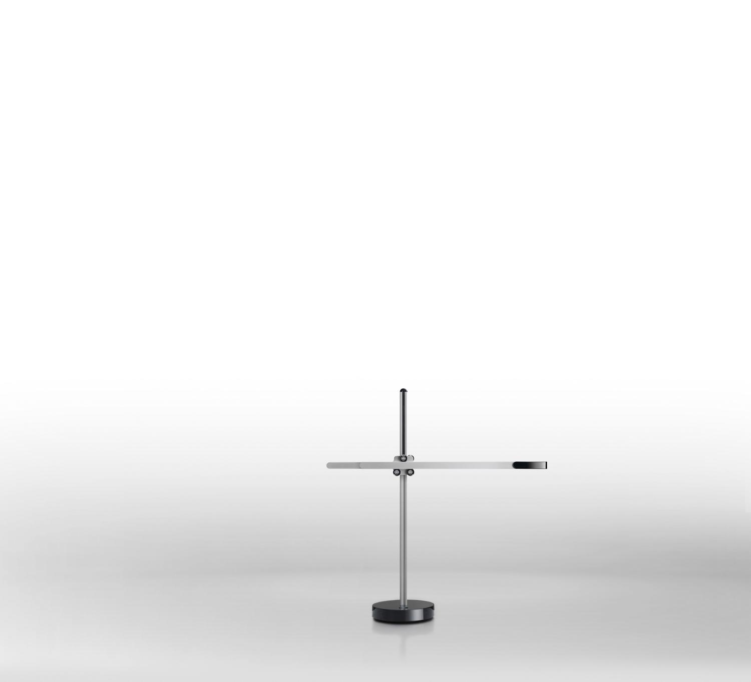 Dyson CSYS™ desk light