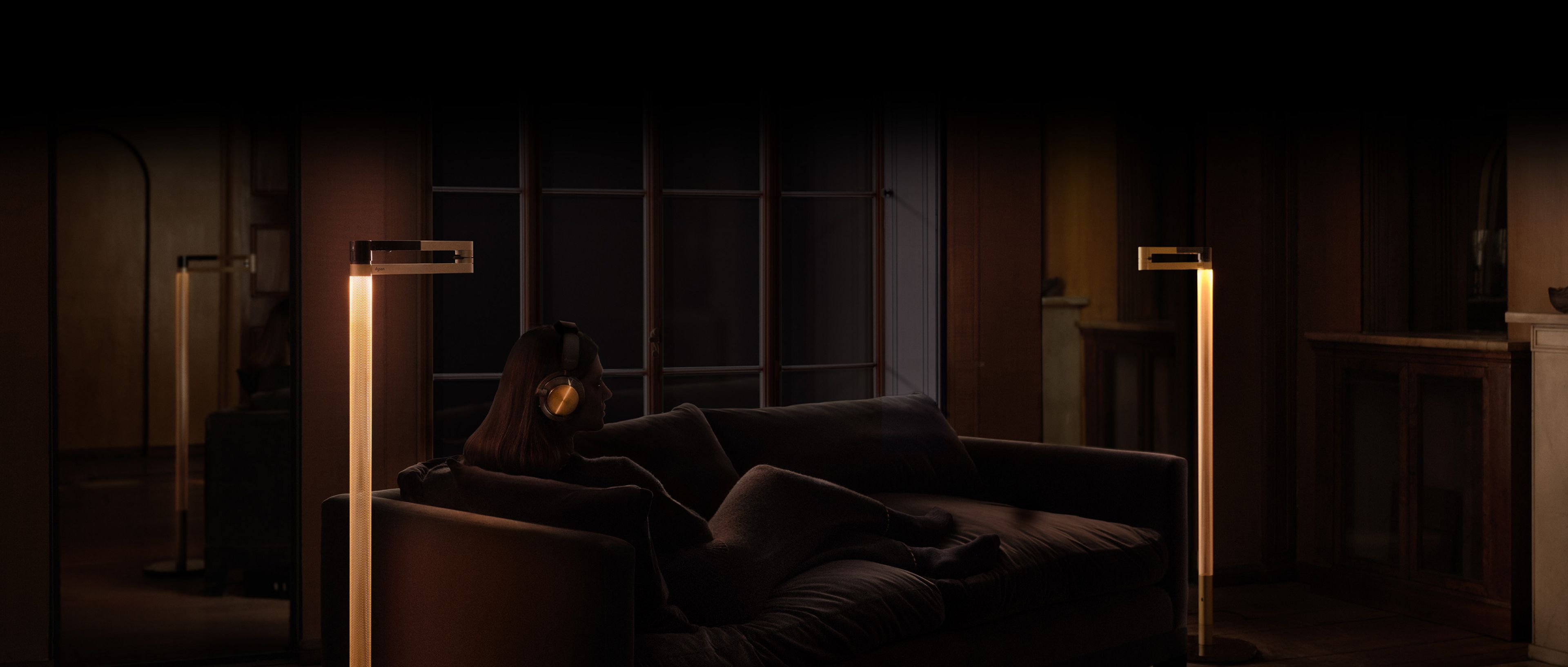 Dyson Solarcycle Morph™ floor (Black/Brass)