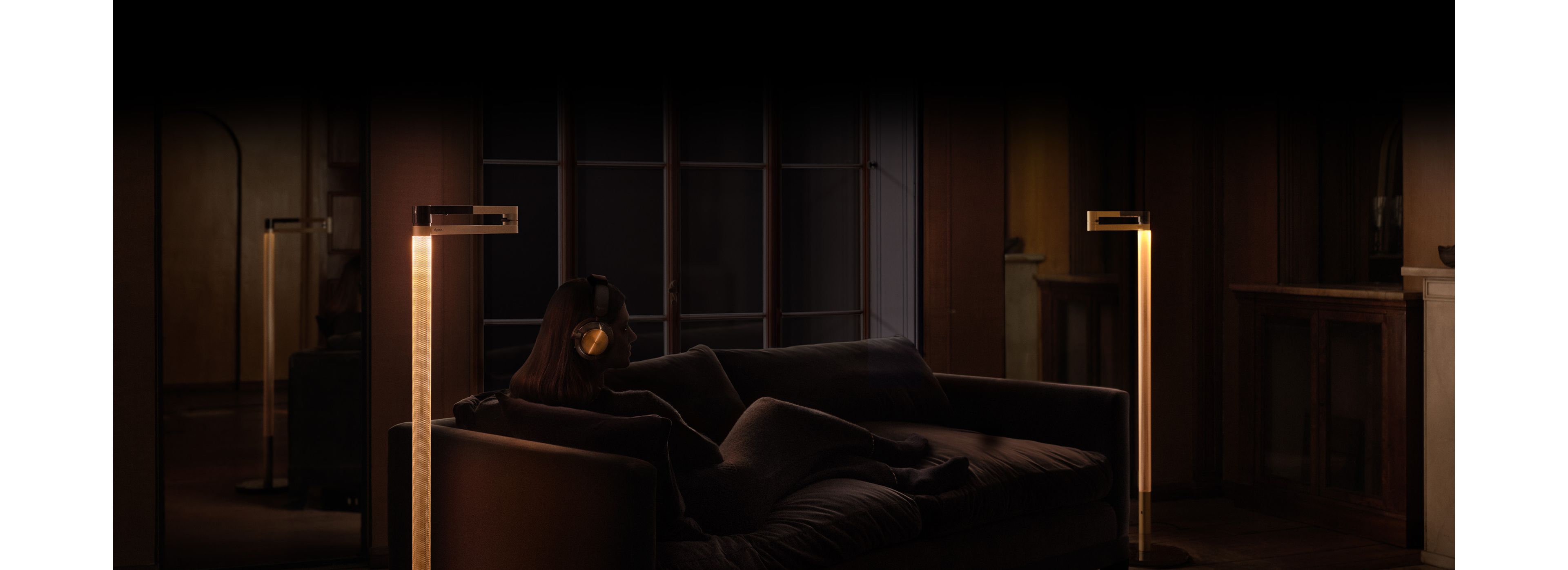 Dyson Solarcycle Morph™ floor (Black/Brass)