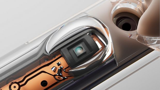Dyson CameraJet 牙線電動牙刷上的鏡頭。