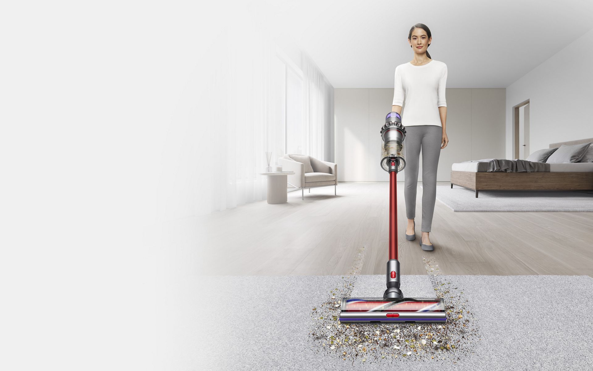 Videoaufnahme des Dyson Outsize Staubsaugers bei der Reinigung eines Teppichs.