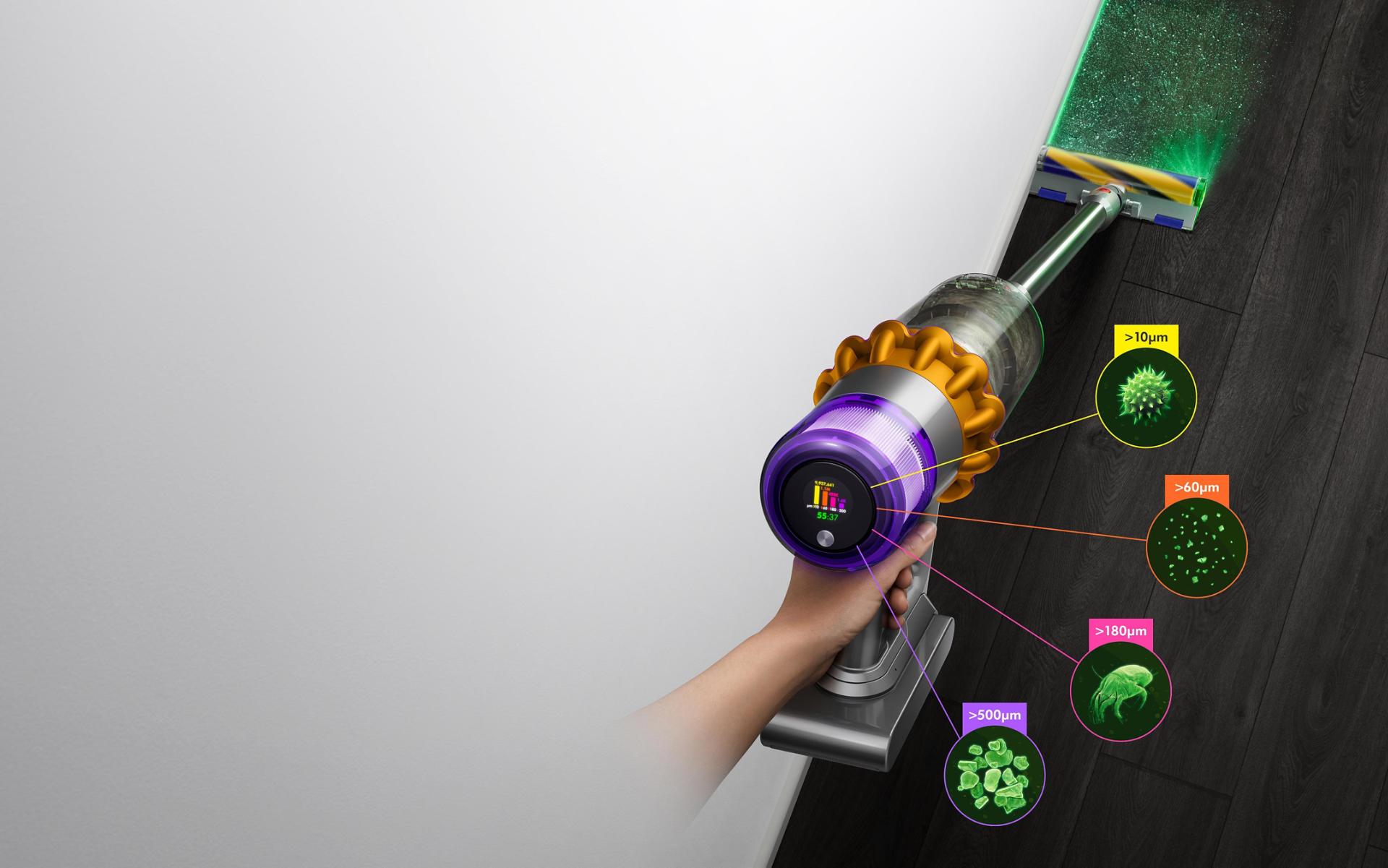 Tespit edilen toz büyüklüklerini gösteren Laser Slim Fluffy temizleme başlıklı Dyson V15 Detect kablosuz süpürge