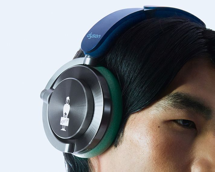 OnTrac™ | PORTER ​Limited edition headphones and shoulder bag