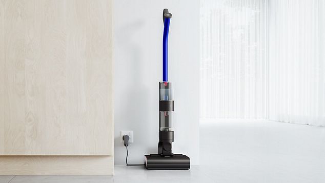 The Dyson WashG1™ self cleaning as it charges on the dock