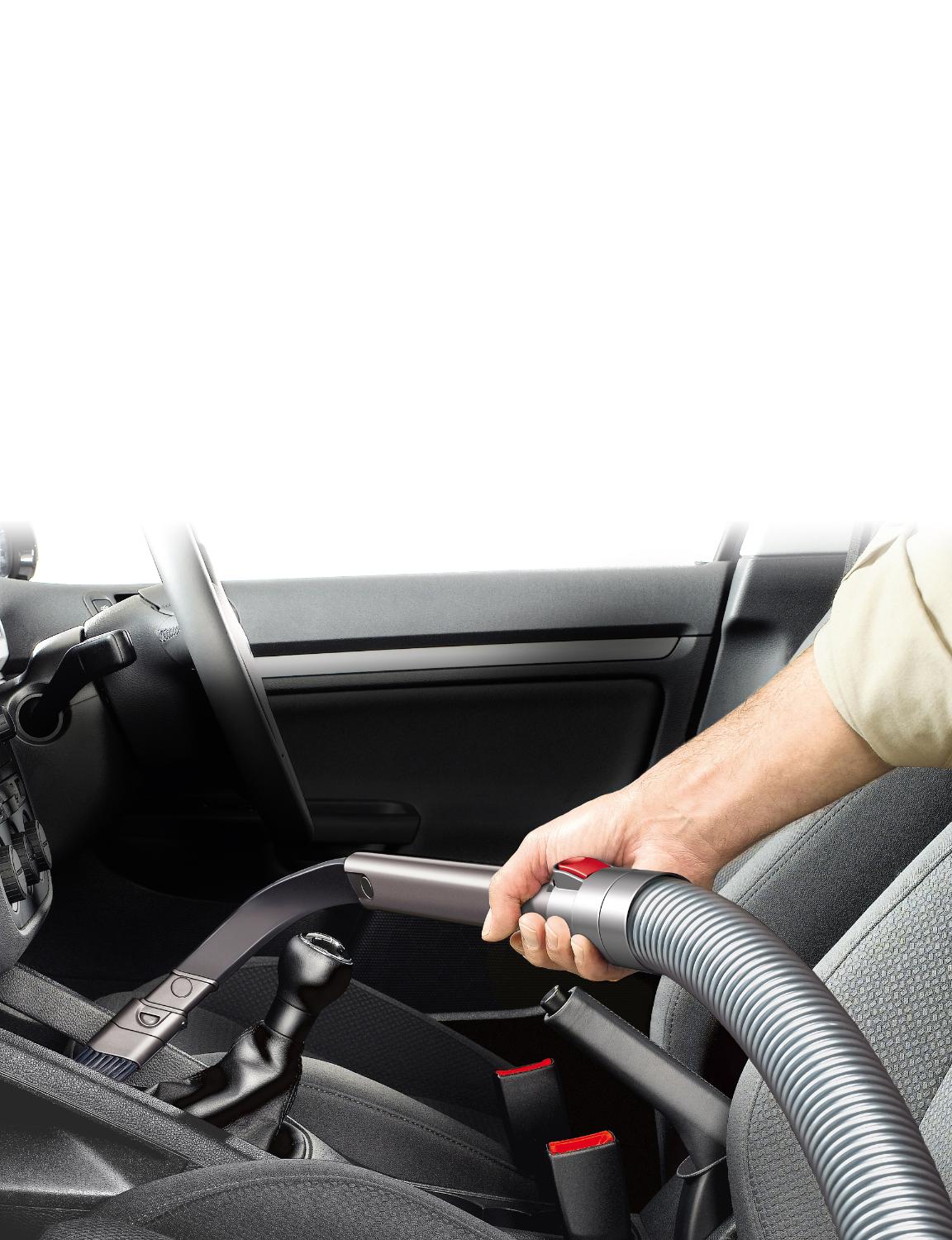Flexi-Fugendüse beim Reinigen eines Fahrzeuginnenraums.