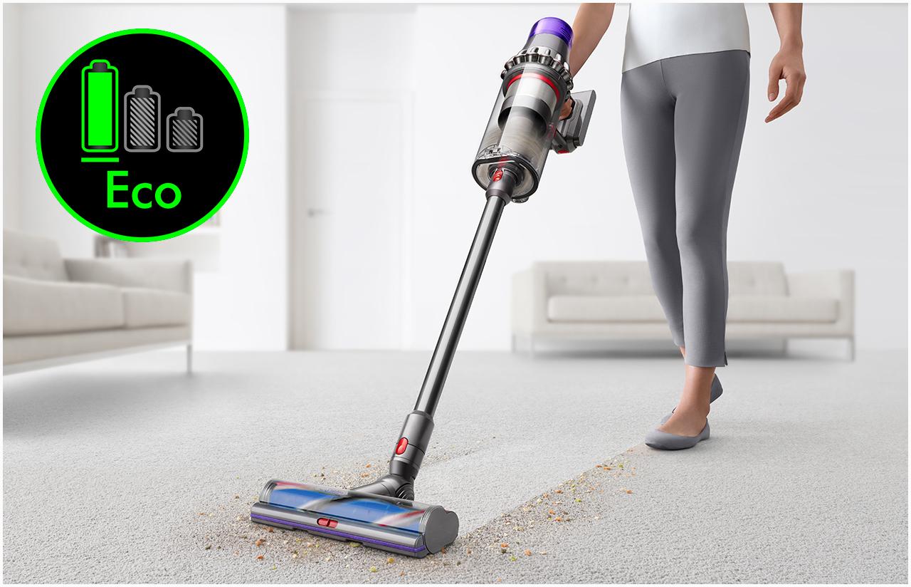 Eco mode high torque vacuum cleaner head on carpet