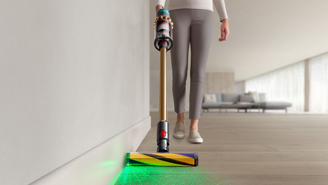 Dyson illumination revealing invisible dust