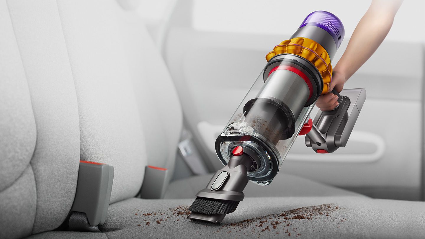 Dyson V15 Detect cleaning car seat