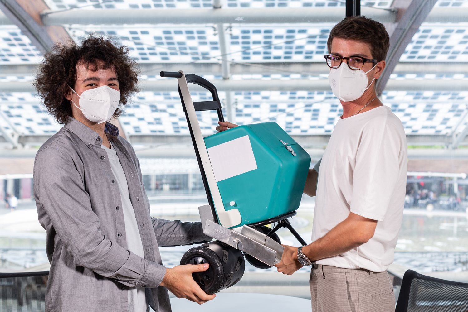 timeline graphic showing the use of the REACT device